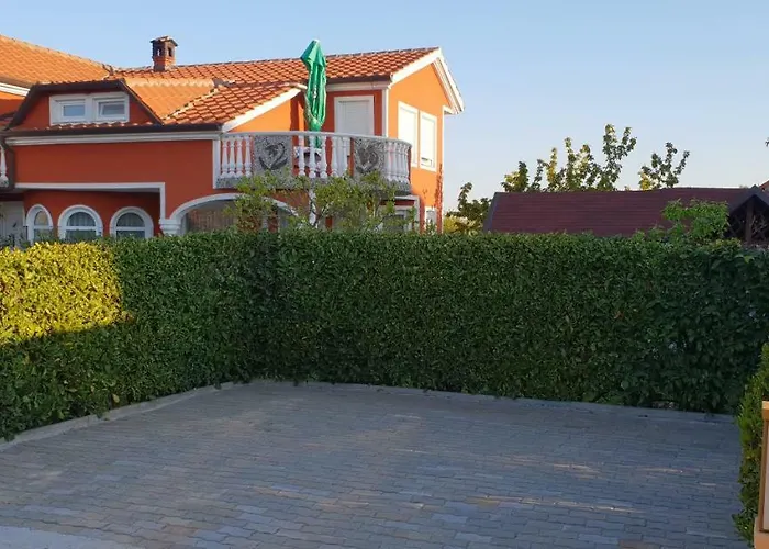 Apartma Jelka *