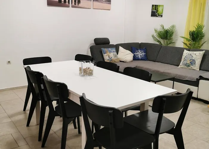 Apartma Jelka *